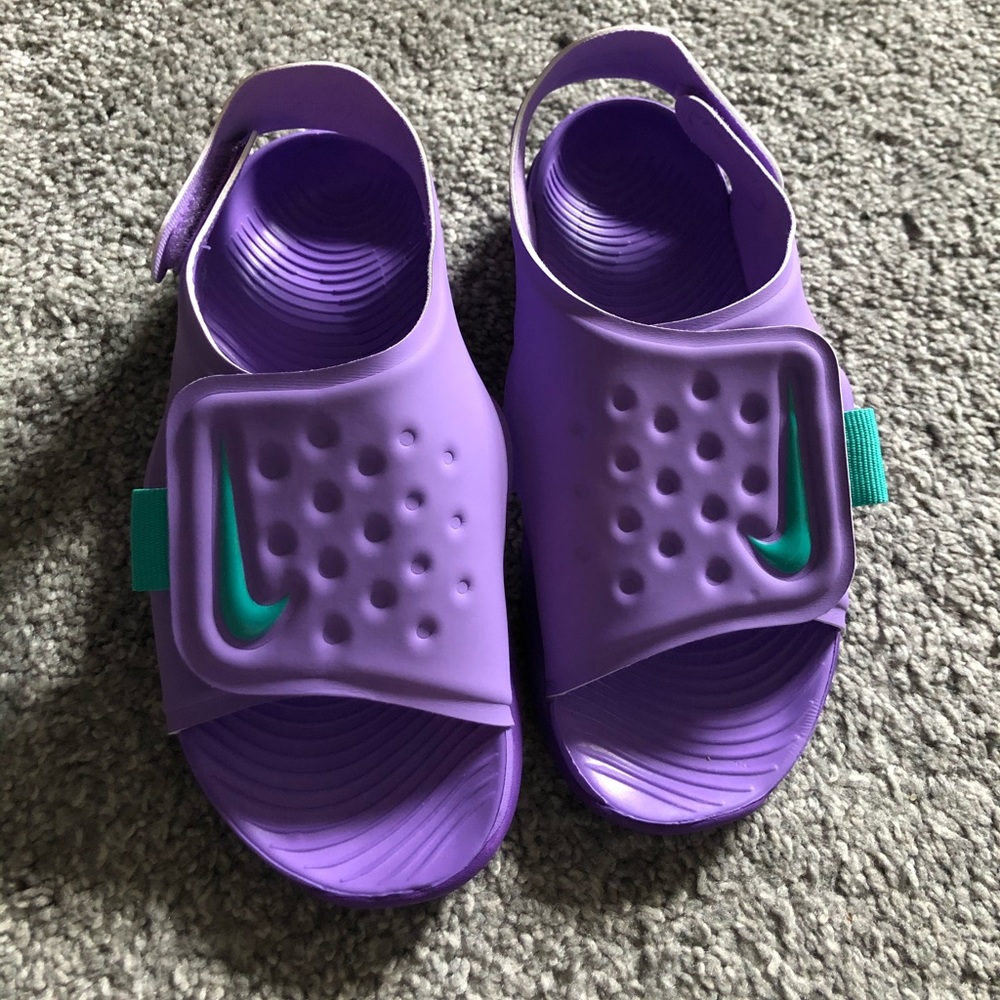 Girls Nike sandals
